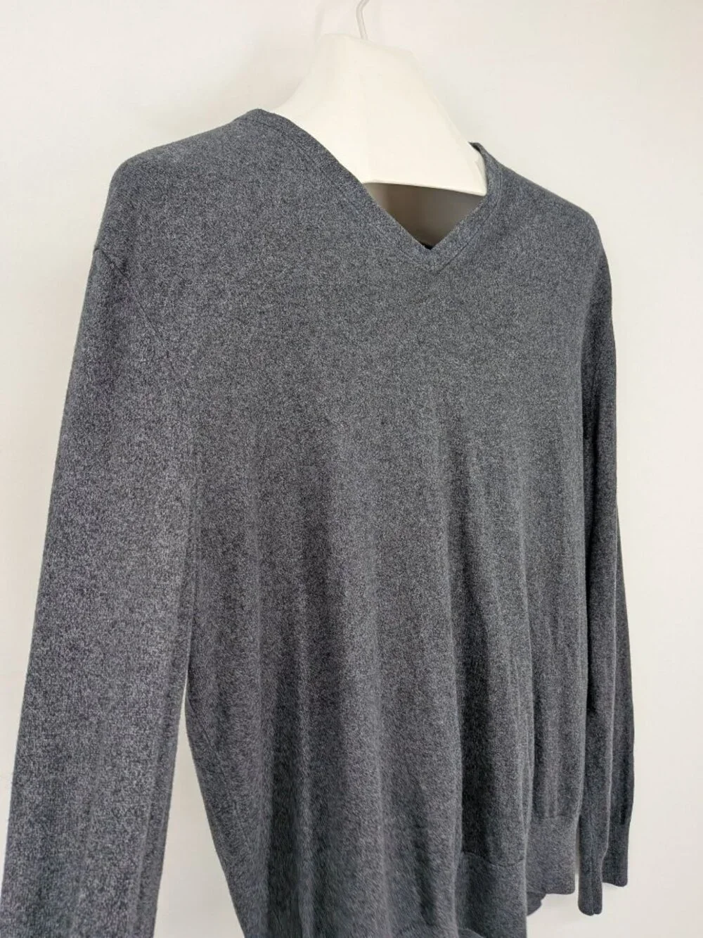 Banana Republic Silk Blend V Neck Sweater Old Money Minimalist Pullover XLarge